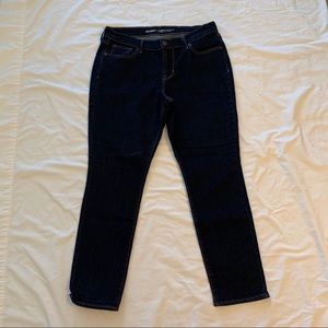 Bundle 3/$33 Old Navy Curvy Profile Skinny Jeans